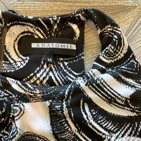 Anatomie Halter Neck Black and White Tank - Picture 4 of 5